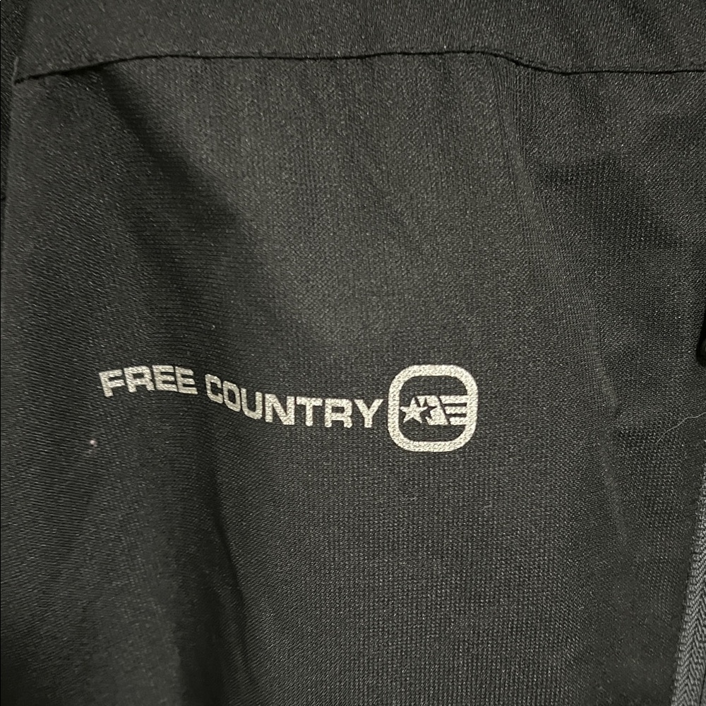Free Country Black Softshell Jacket - Picture 2 of 8